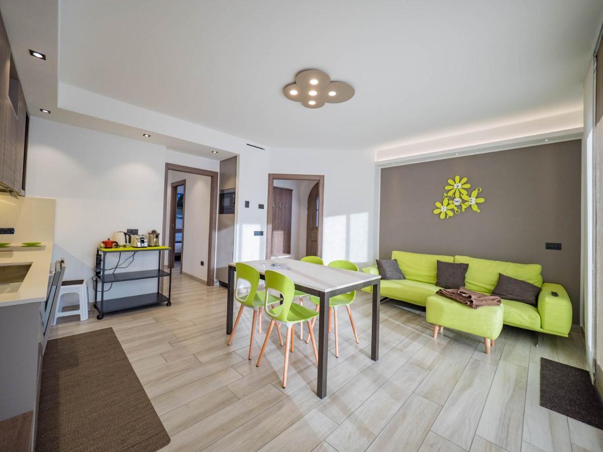 Chalet 4 Stagioni Villa ลีวินโญ ภายนอก รูปภาพ